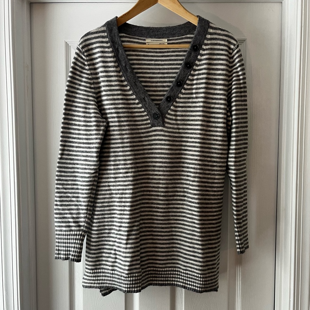 Anthropologie Sweater